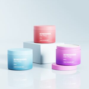 A 250ml pastel PP jar with screw cap, labeled “SOMEWANG SW PKG,” is displayed on a white pedestal.